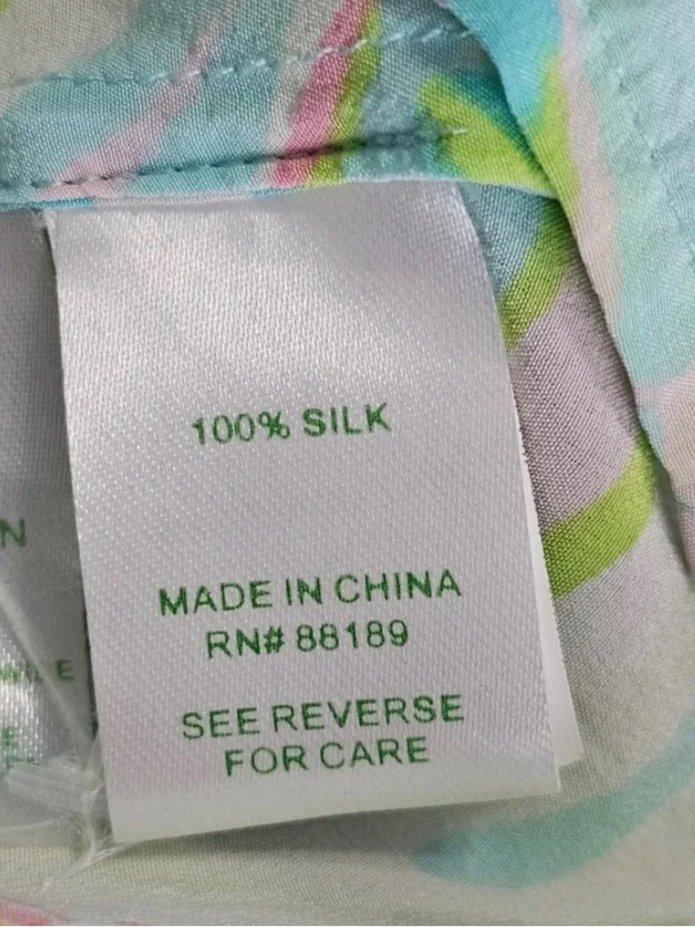 Lilly Pulitzer Elsa Silk Tunic Med Pink Blue Abstract Palm Smocked Button Resort - Picture 6 of 8